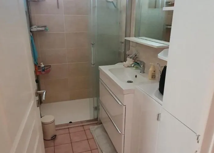 Jolie Maison De بيت للعطل