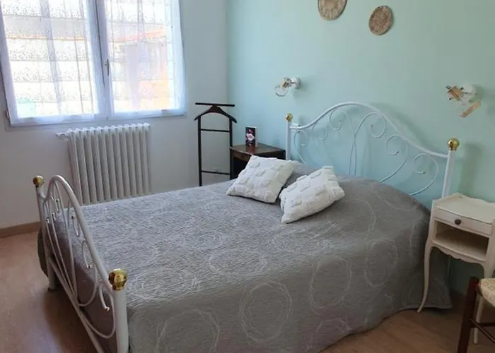 Jolie Maison De بيت للعطل